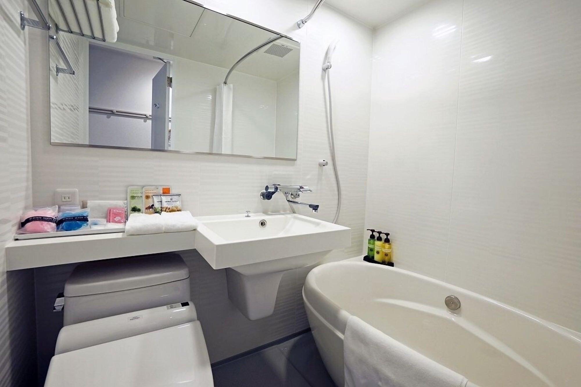 La'Gent Hotel Osaka Bay Екстериор снимка